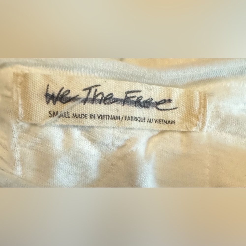 We the free tunic
B1 - Picture 7 of 7